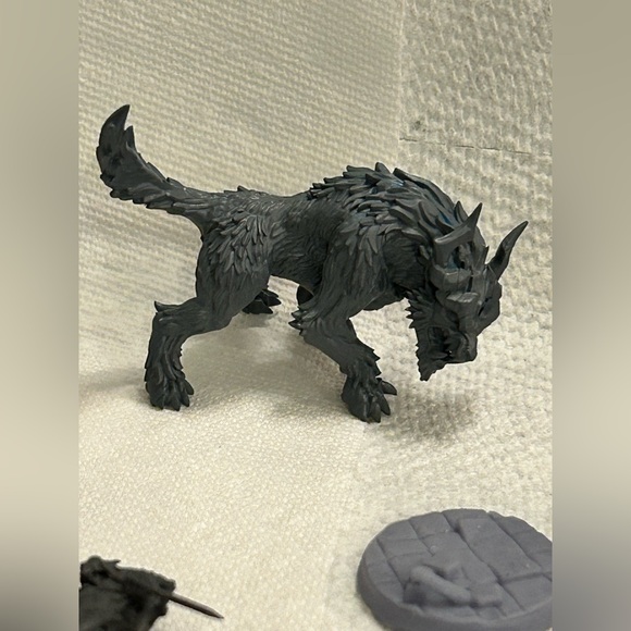 Fantasy Miniature Figures Set - Picture 8 of 16